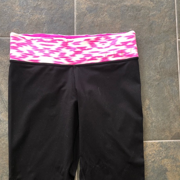 PINK reversible leggings - Picture 2 of 6